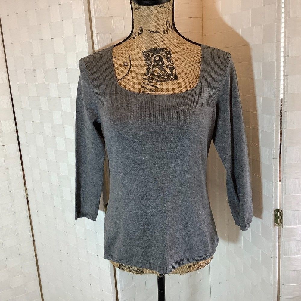 LOFT 3/4 sleeve gray sweater size small